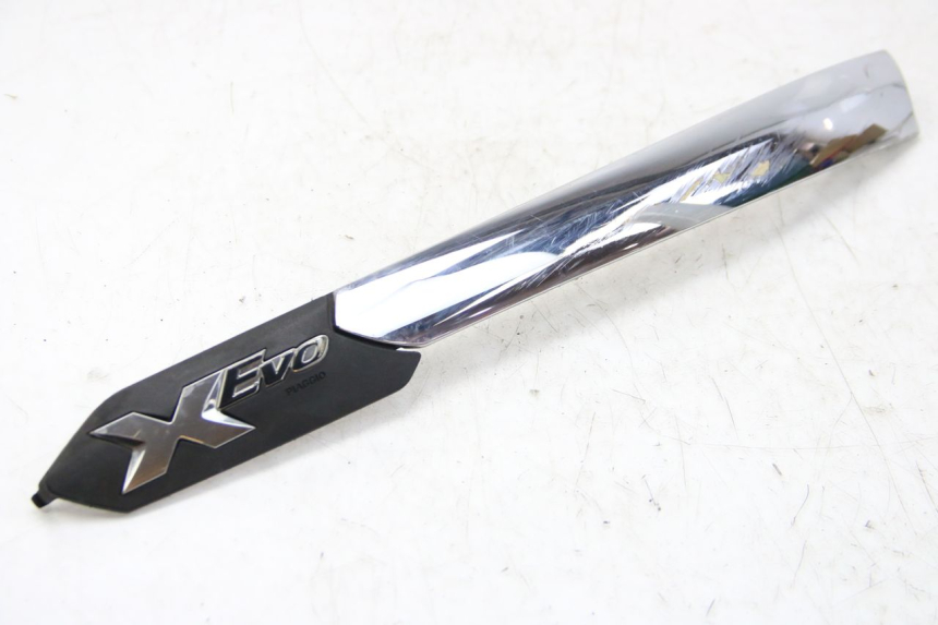 photo de RIGHT SIDE SEAT COVER PIAGGIO XEVO - X EVO 125 (2007 - 2016)