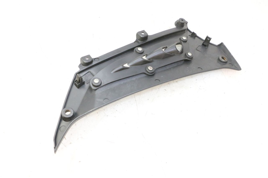 photo de RIGHT UNDERSEAT PANEL MAG POWER R-STREET 50 (2016 - 2025)