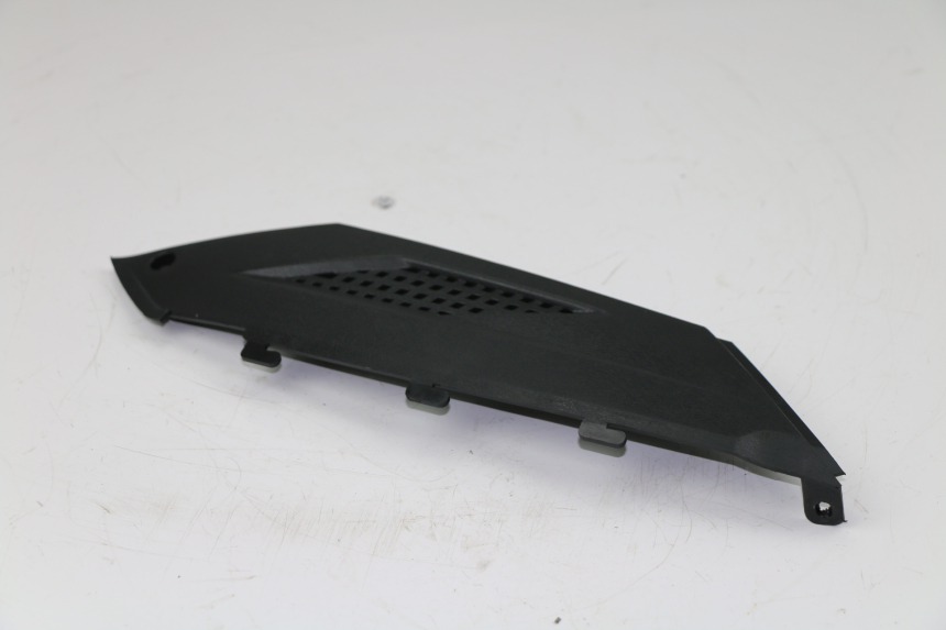 photo de RIGHT UNDERSEAT PANEL RIDE RACE 2T 50 (2012 - 2017)