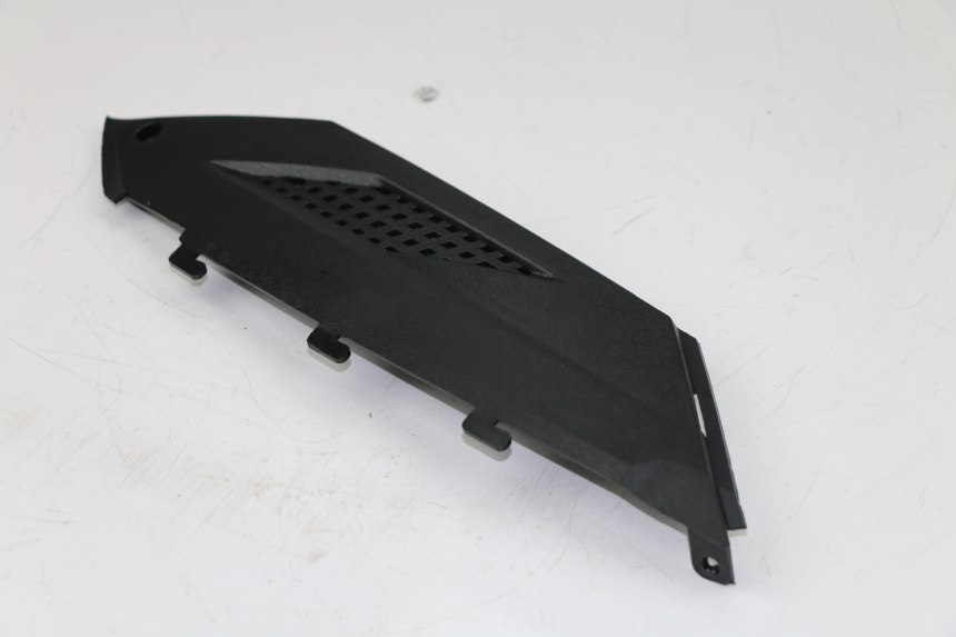 photo de RIGHT UNDERSEAT PANEL RIDE RACE 2T 50 (2012 - 2017)