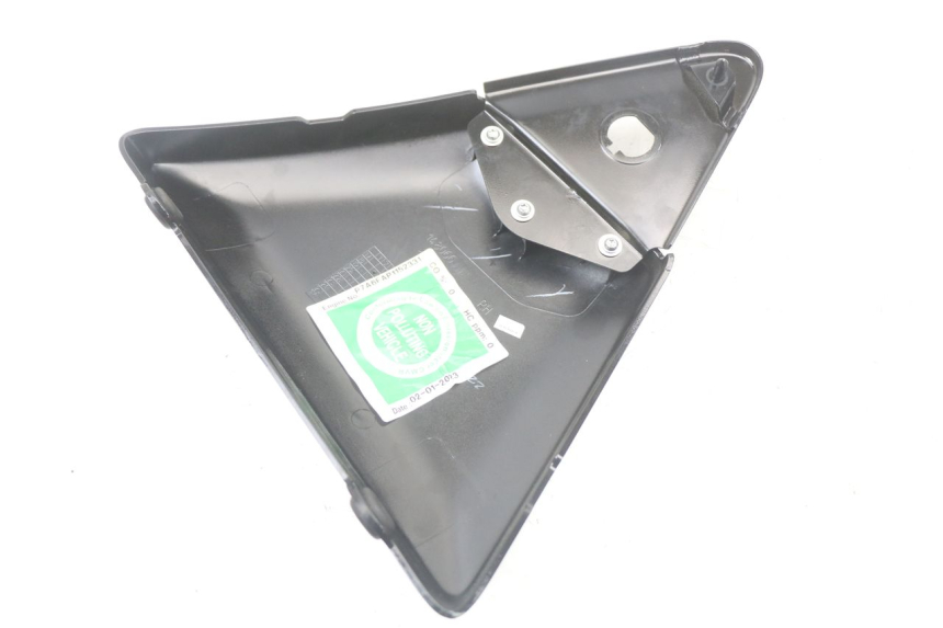 photo de RIGHT UNDERSEAT PANEL ROYAL ENFIELD CONTINENTAL GT 650 (2019 - 2024)