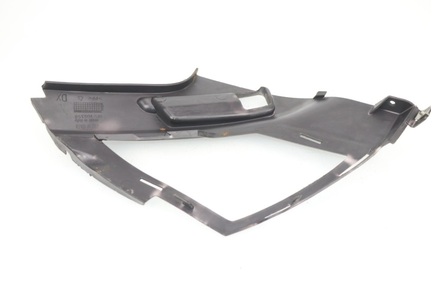 photo de RIGHT UNDERSEAT PANEL APRILIA SPORT CITY SPORTCITY 125 (2005 - 2008)