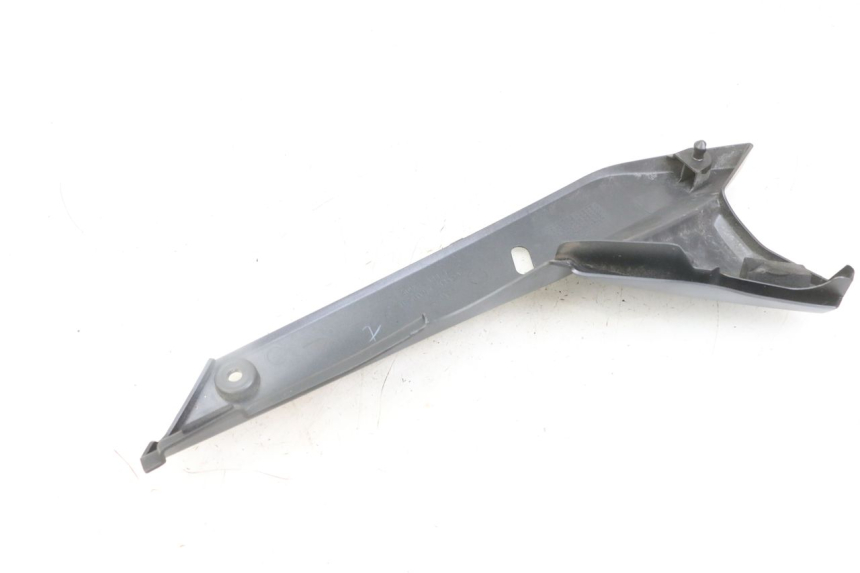 photo de RIGHT UNDERSEAT PANEL SUZUKI GSX F GSXF 650 (2007 - 2015)