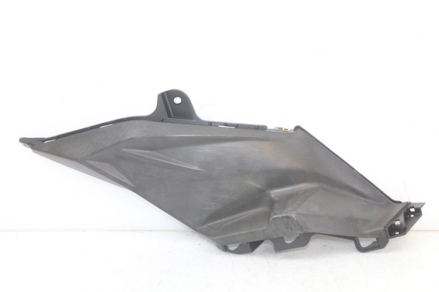 photo de RIGHT SIDE UNDER SEAT COVER SYM ORBIT III 3 4T 50 (2018 - 2021)