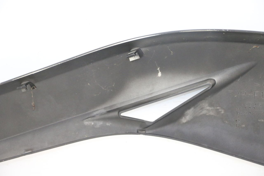 photo de RIGHT SIDE SEAT COVER YAMAHA X-MAX XMAX 125 (2010 - 2014)