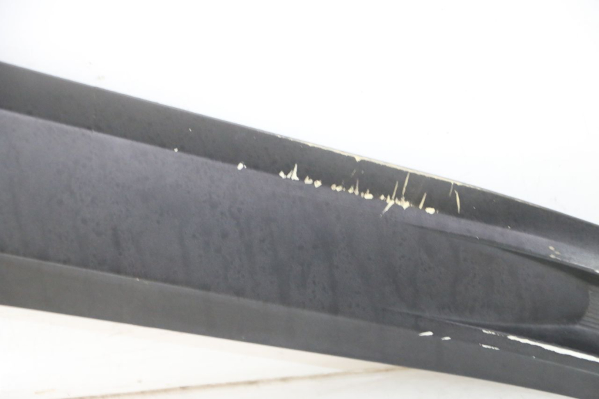 photo de RIGHT SIDE SEAT COVER YAMAHA X-MAX XMAX 125 (2010 - 2014)