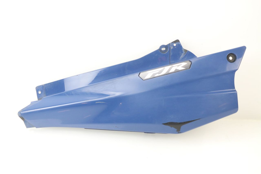 photo de RIGHT UNDERSEAT PANEL YAMAHA FJR ABS 1300 (2006 - 2012)