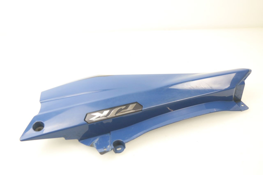 photo de RIGHT UNDERSEAT PANEL YAMAHA FJR ABS 1300 (2006 - 2012)