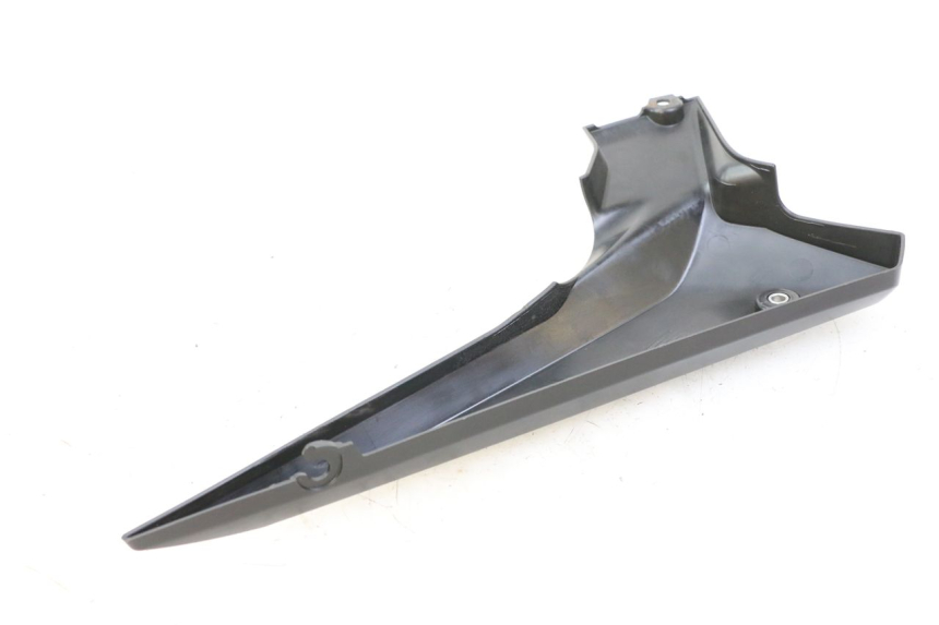 photo de RIGHT UNDERSEAT PANEL YAMAHA XJ6 ABS 600 (2008 - 2016)