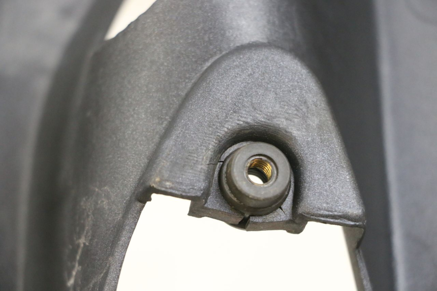 photo de RIGHT UNDERSEAT PANEL KAWASAKI ZR 7 750 (1999 - 2001) - Additional view of the item