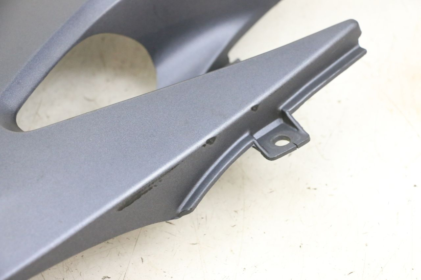 photo de RIGHT UNDERSEAT PANEL KAWASAKI ZR 7 750 (1999 - 2001) - Product overview