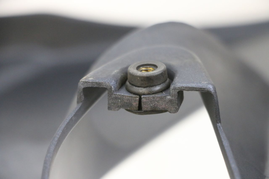 photo de RIGHT UNDERSEAT PANEL KAWASAKI ZR 7 750 (1999 - 2001) - Markings and original references