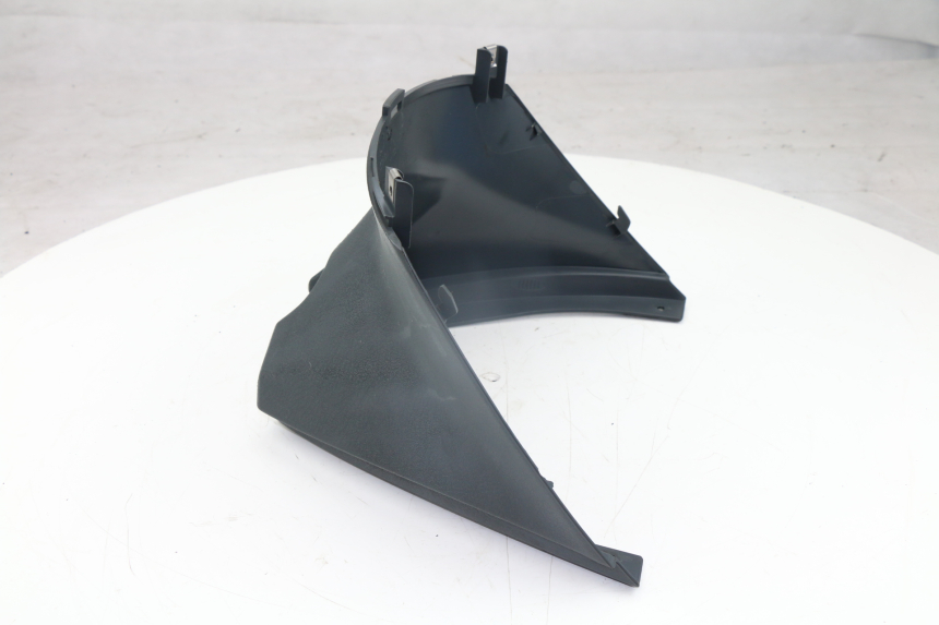 photo de UNDERSEAT PANEL PIAGGIO FLY 125 (2005 - 2012)