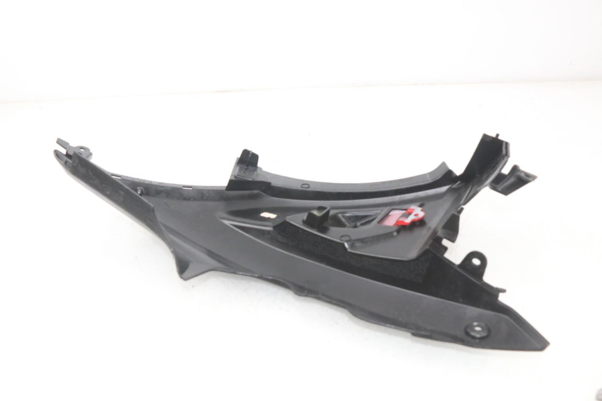 photo de LEFT UNDERSEAT PANEL YAMAHA AEROX NAKED 2T 50 (2013 - 2017)