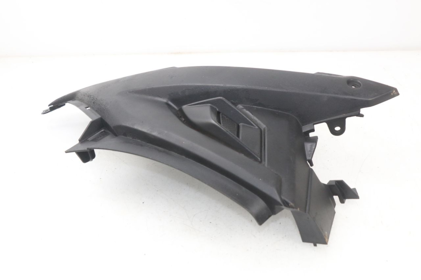 photo de LEFT UNDERSEAT PANEL YAMAHA AEROX NAKED 2T 50 (2013 - 2017)