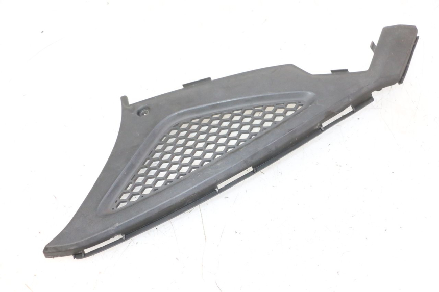 photo de LEFT UNDERSEAT PANEL KYMCO AGILITY NAKED RENOUVO 2T 50 (2011 - 2018)
