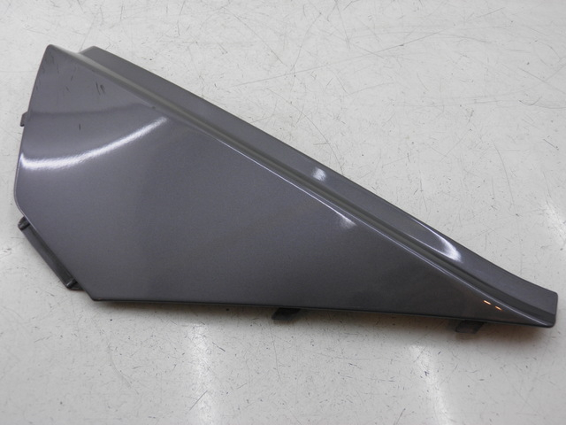 photo de LEFT UNDERSEAT PANEL APRILIA ATLANTIC 125 (2003 - 2009)