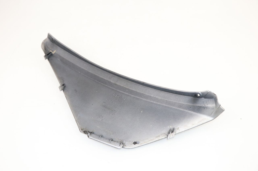 photo de LEFT UNDERSEAT PANEL APRILIA ATLANTIC 125 (2003 - 2009)