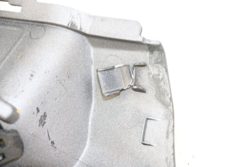 photo de LEFT UNDERSEAT PANEL SUZUKI BURGMAN 650 (2013 - 2020)