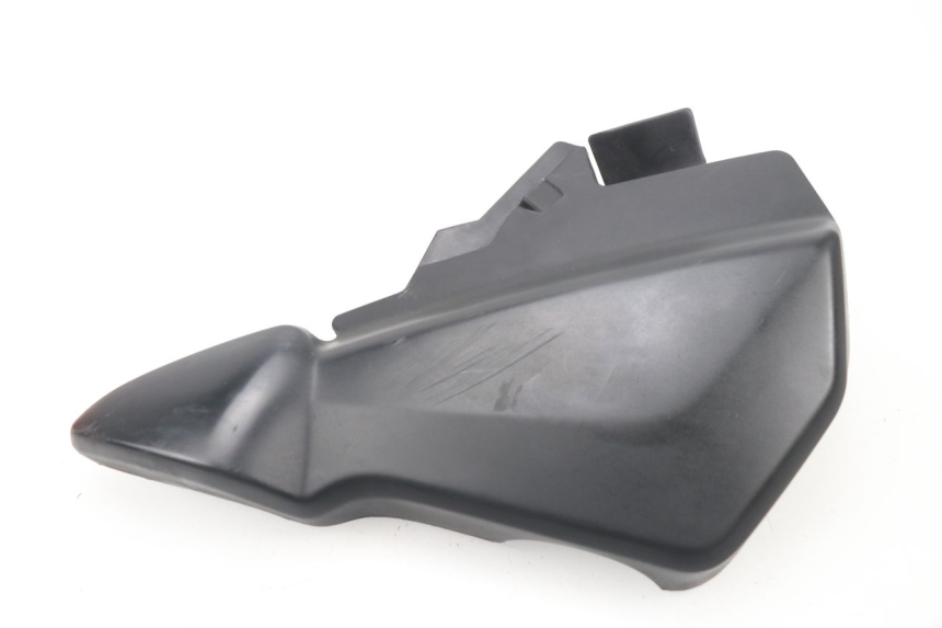 photo de LEFT UNDERSEAT COVER HONDA CBF 500 (2004 - 2007)