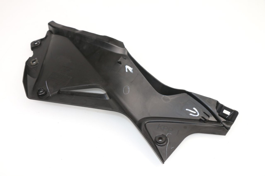 photo de LEFT UNDERSEAT PANEL HONDA CBR R 125 (2011 - 2016)