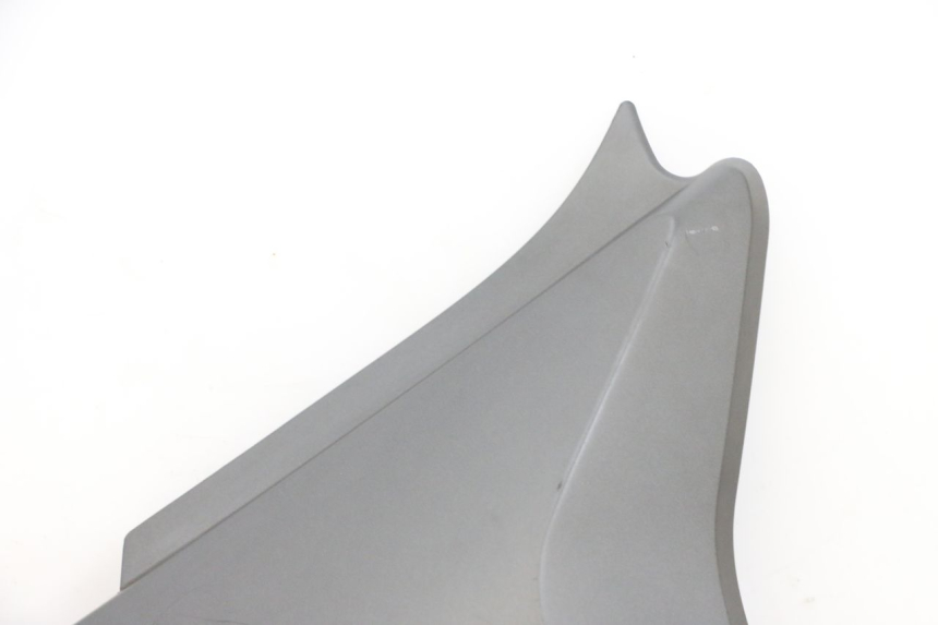 photo de LEFT UNDERSEAT PANEL KSR CODE 125 (2018 - 2020) - Surface and material condition
