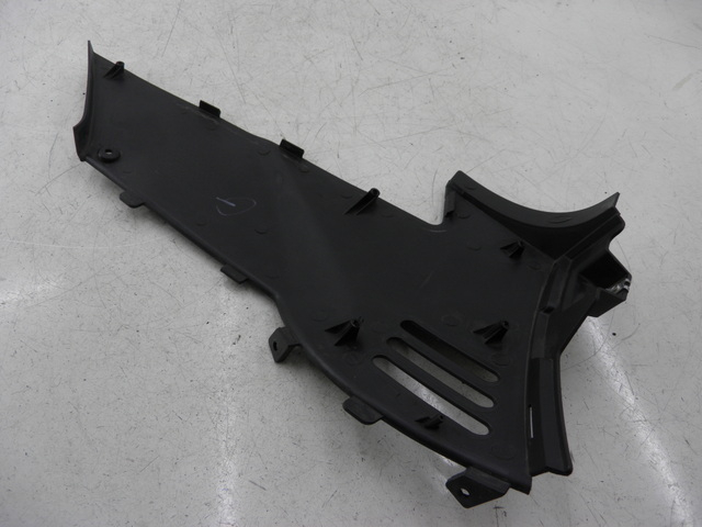 photo de LEFT UNDERSEAT PANEL DAELIM S2 FI 125 (2008 - 2012) - Component detail