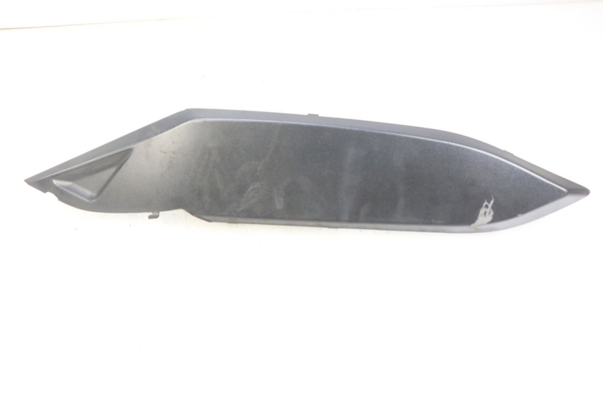 photo de LEFT UNDERSEAT COVER DAELIM S3 125 (2010 - 2017)