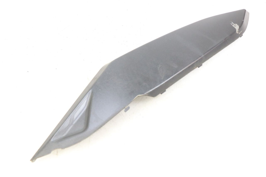 photo de LEFT UNDERSEAT COVER DAELIM S3 125 (2010 - 2017)