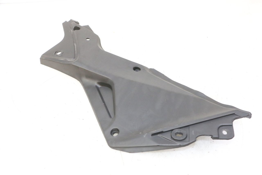 photo de LEFT UNDERSEAT PANEL STAHO FH 50 (2018 - 2019)