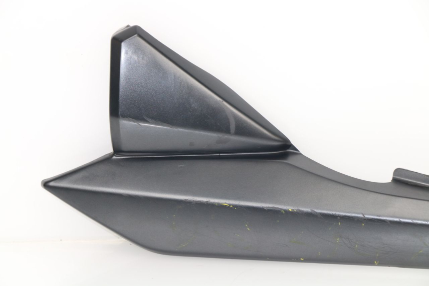 photo de LEFT UNDERSEAT PANEL SUZUKI GSF N BANDIT 1250 (2007 - 2010)