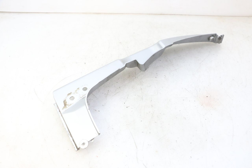 photo de LEFT UNDERSEAT PANEL DAELIM HISTORY 125 (2001 - 2002)