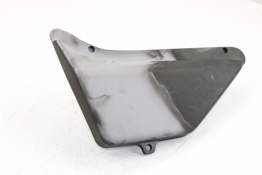 photo de LEFT UNDERSEAT PANEL HONDA CLR CITYFLY 125 (1998 - 2003)