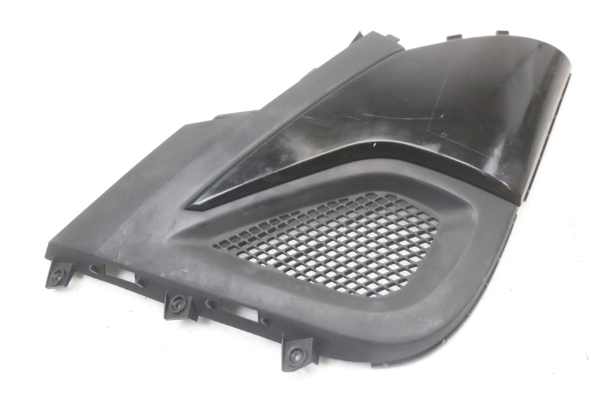 photo de LEFT UNDERSEAT PANEL KYMCO SUPER 8 125 (2008 - 2015)