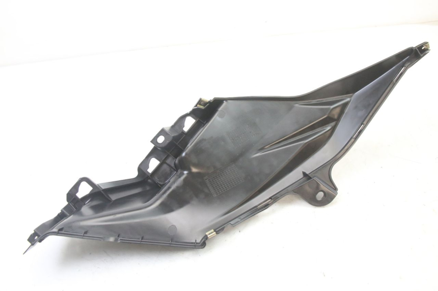 photo de LEFT UNDERSEAT PANEL SYM ORBIT III 3 4T 50 (2021 - 2025)