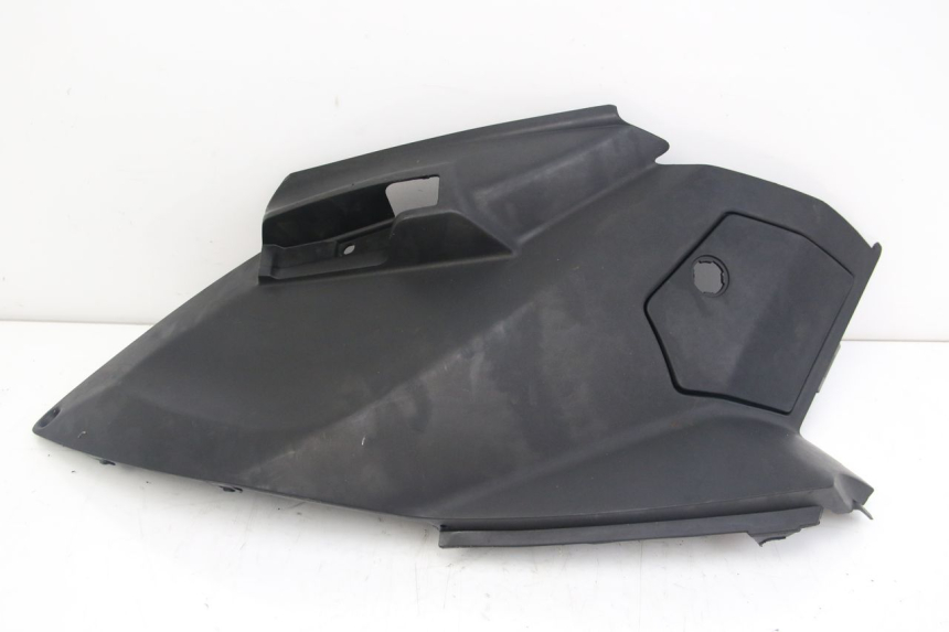 photo de LEFT UNDERSEAT COVER PEUGEOT CITYSTAR 50 (2013 - 2017)