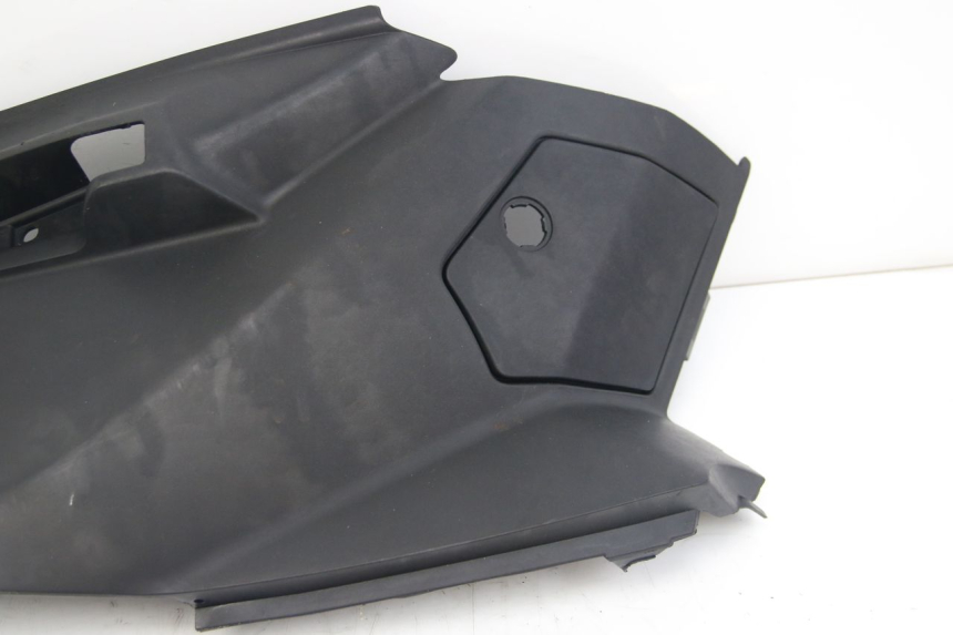photo de LEFT UNDERSEAT COVER PEUGEOT CITYSTAR 50 (2013 - 2017)