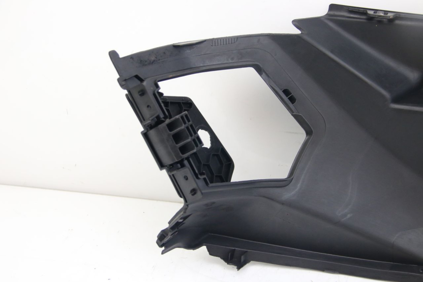 photo de LEFT UNDERSEAT COVER PEUGEOT CITYSTAR 50 (2013 - 2017)