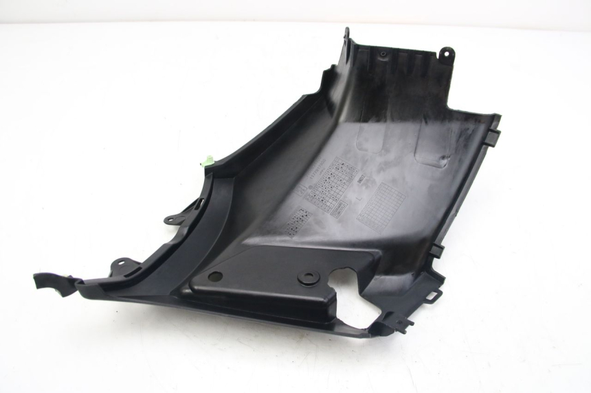 photo de LEFT UNDERSEAT COVER PEUGEOT KISBEE 2T 50 (2010 - 2017)