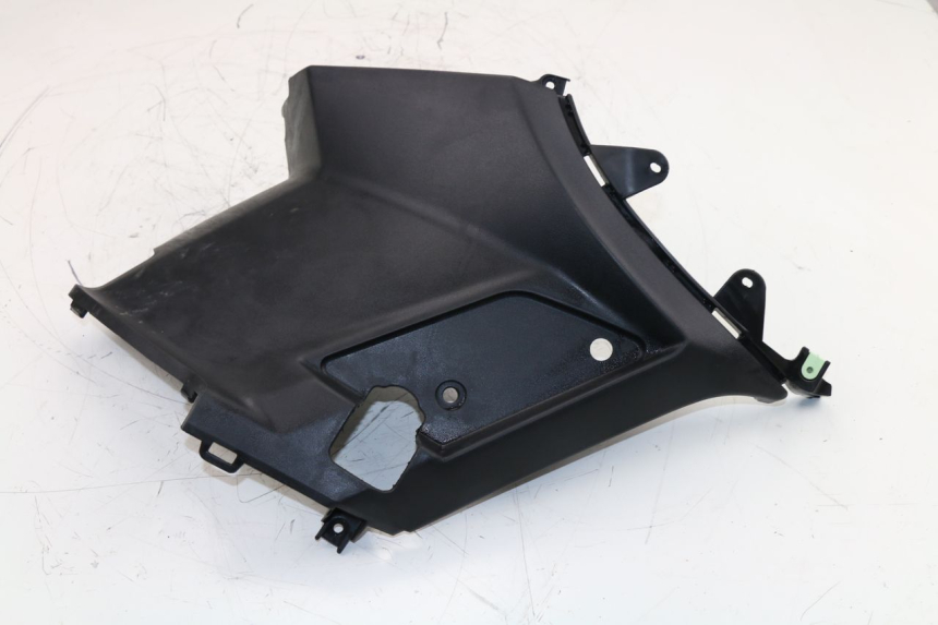 photo de LEFT UNDERSEAT PANEL PEUGEOT KISBEE 4T 50 (2010 - 2017)