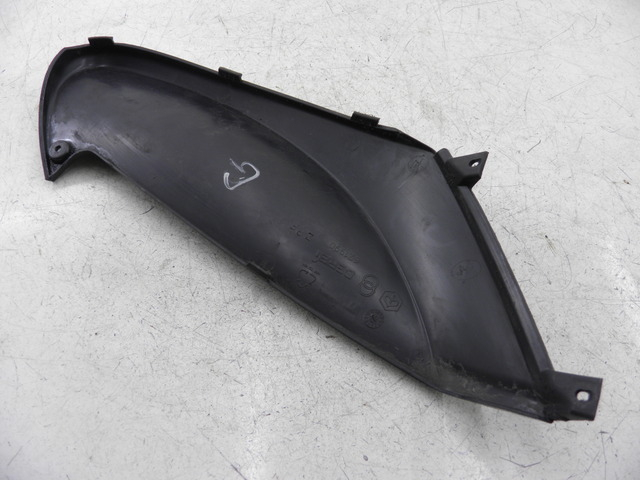 photo de LEFT UNDERSEAT PANEL PIAGGIO FLY 2T 50 (2004 - 2017)