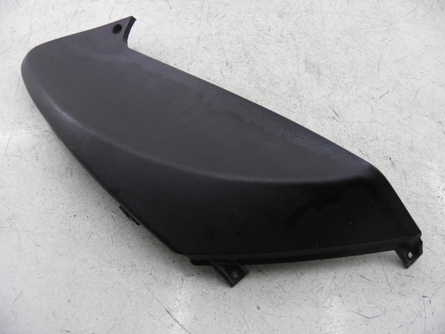 photo de LEFT UNDERSEAT PANEL PIAGGIO FLY 2T 50 (2004 - 2017)