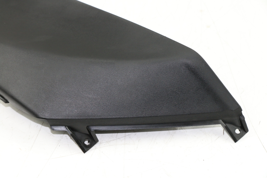 photo de LEFT UNDERSEAT PANEL PIAGGIO FLY 2T 50 (2004 - 2017)