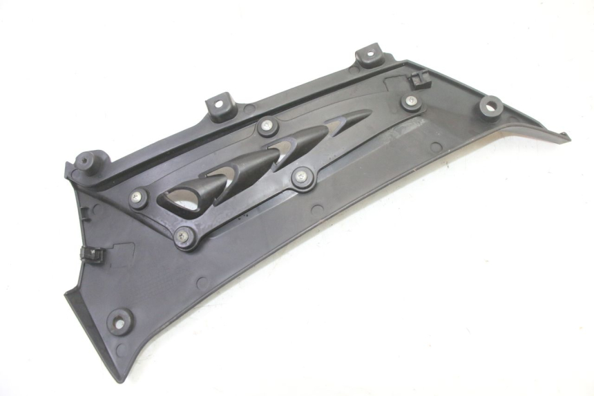 photo de LEFT UNDERSEAT PANEL MAG POWER R-STREET 50 (2016 - 2025)