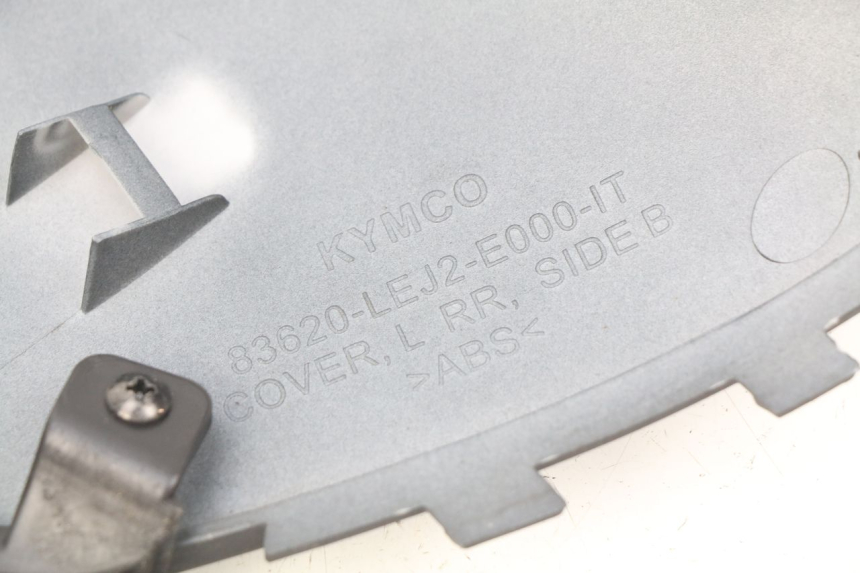 photo de LEFT UNDERSEAT PANEL KYMCO SUPER 8 4T 50 (2018 - 2020)