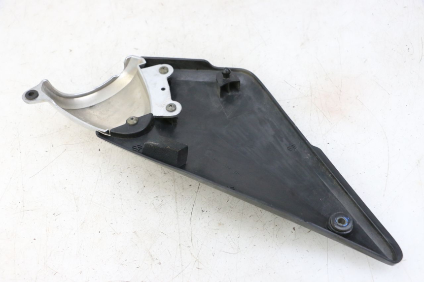 photo de LEFT UNDERSEAT COVER SUZUKI GSF S BANDIT 600 (2000 - 2004)