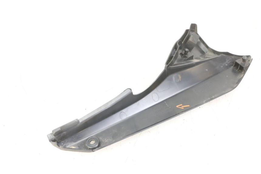 photo de LEFT UNDERSEAT PANEL SUZUKI GSX F GSXF 650 (2007 - 2015)