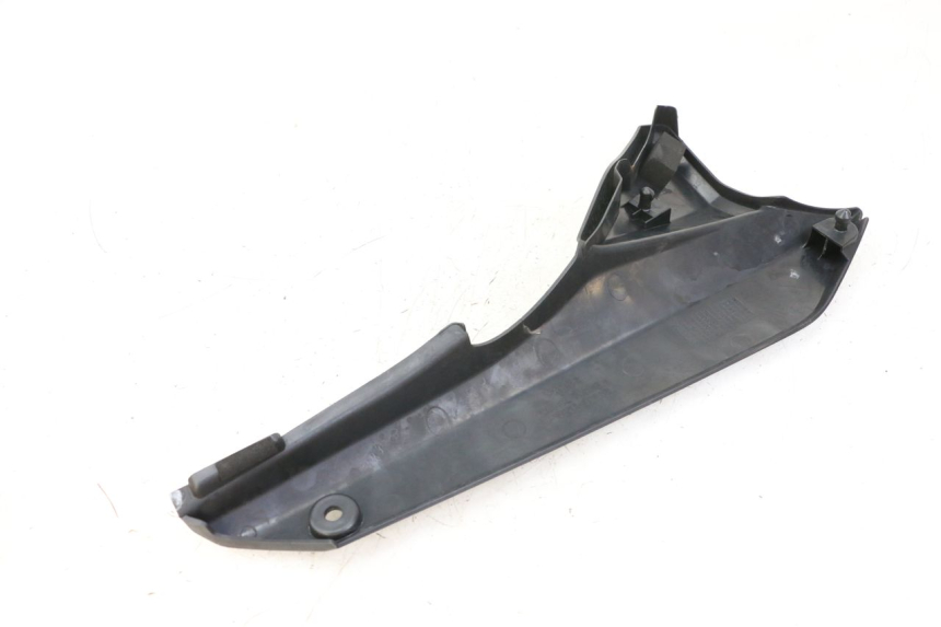 photo de LEFT UNDERSEAT PANEL SUZUKI GSX F GSXF 650 (2007 - 2015)