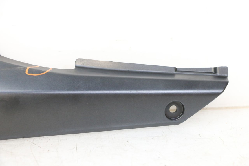 photo de LEFT UNDERSEAT PANEL SUZUKI GSX F GSXF 650 (2007 - 2015)