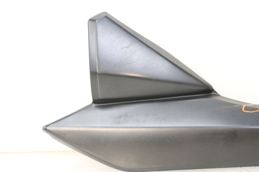 photo de LEFT UNDERSEAT PANEL SUZUKI GSX F GSXF 650 (2007 - 2015)